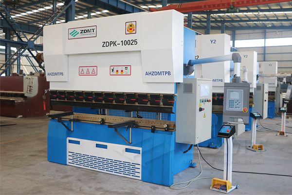 ZDPK-10025.jpg ZDPK-10025.jpg