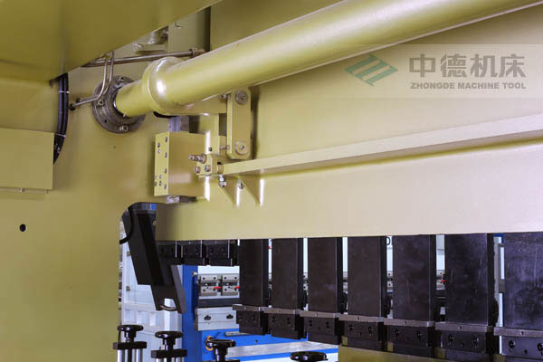 ZDPK-10032配有中德公司最新型扭軸同步裝置,強度高,能調(diào)節(jié),專利技術(shù) ZDPK-10032配有中德公司最新型扭軸同步裝置,強度高,能調(diào)節(jié),專利技術(shù)